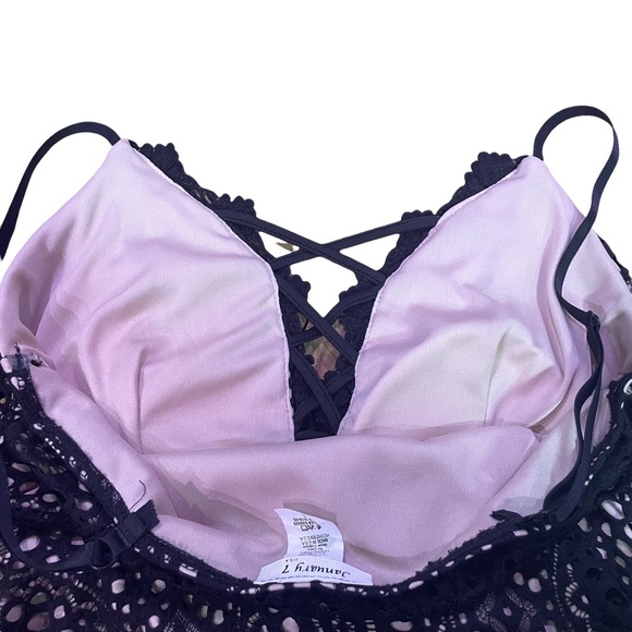 JANUARY 7 V-Neck Black Sleeveless crocheted Lace Cocktail Dress Size L - Picture 6 of 9